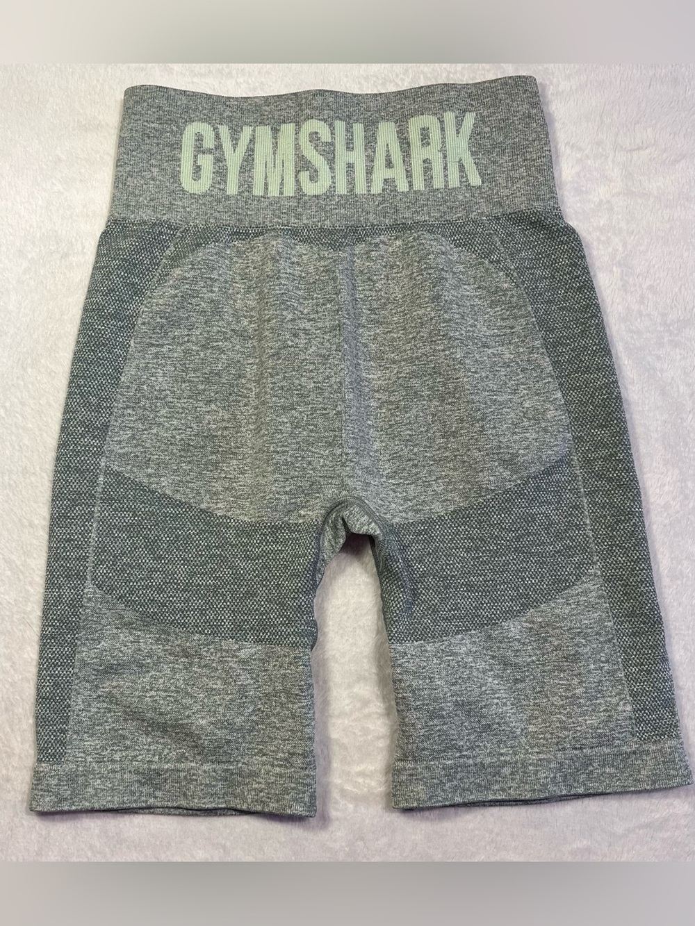 Gymshark High-Waisted Seamless Biker Shorts - Green - Size Small - Picture 2 of 7